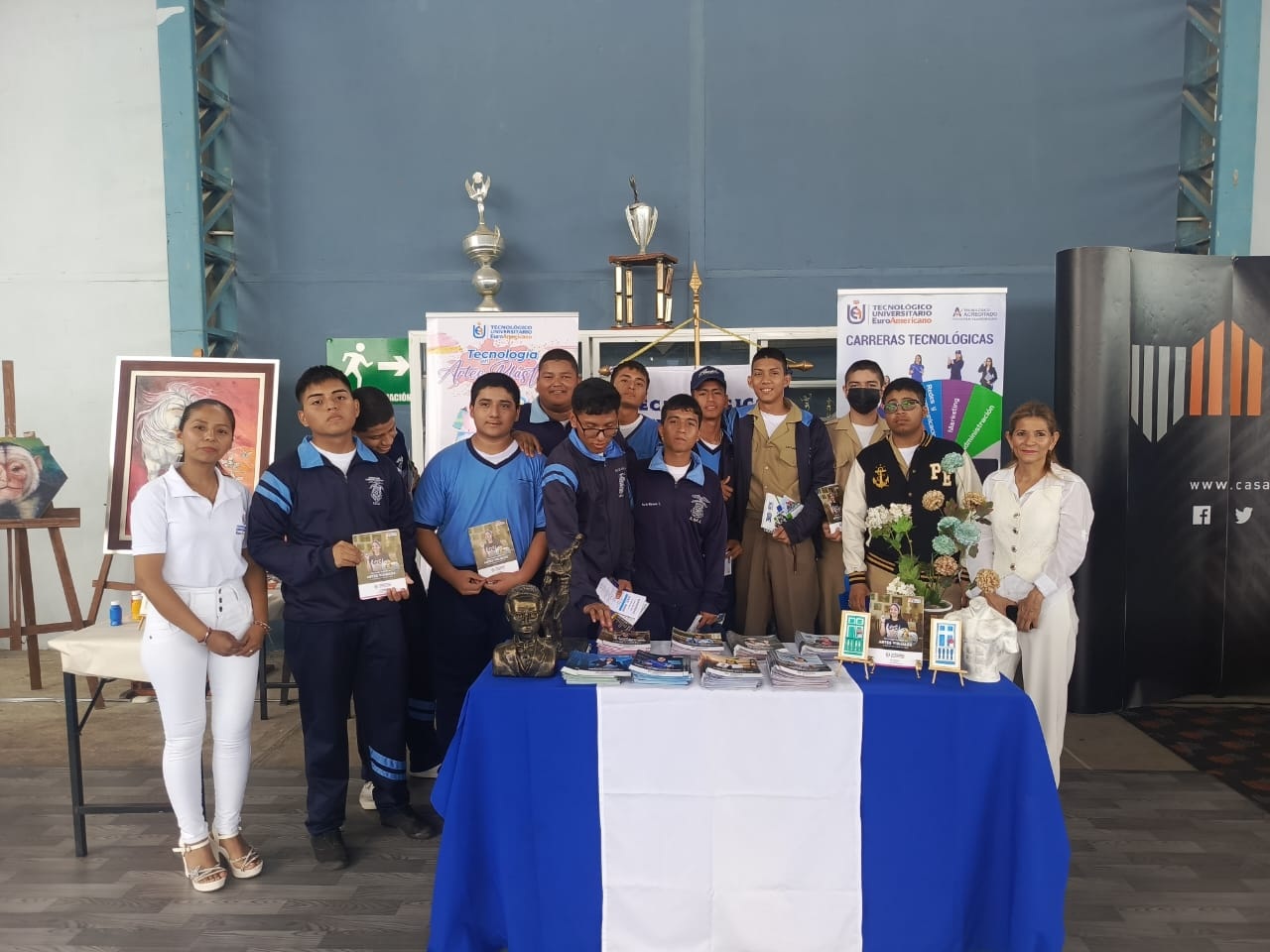Estudiantes participan en casa abierta de la ANAI